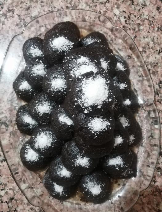 Çayın Yanında Brownie Tadında Kakaolu Islak Kurabiye Yapmaya Ne Dersiniz?