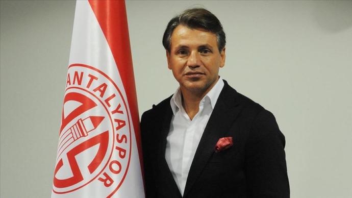 Türk Futbolunun Gelecek Vadeden Genç Teknik Direktörleri!
