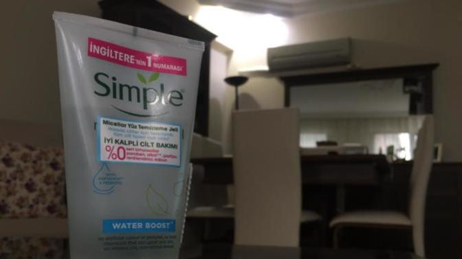 Ürün İnceleme: Simple Water Boost Micellar Yüz Temizleme Jeli