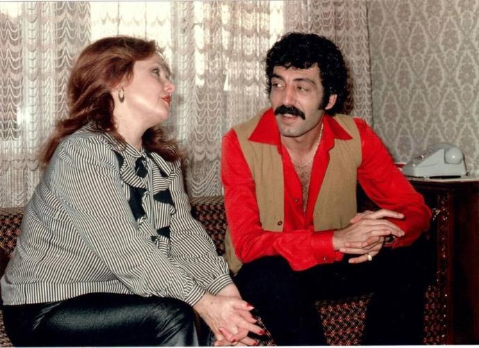 Aşka Dair Ne Varsa Konuşmak Üzere: Türkiyenin Aşk Doktoru, Posta Gazetesi Yazı İşleri Müdürü Mehmet Coşkundeniz KizlarSoruyorda!