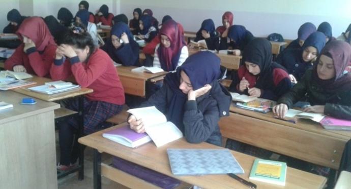 Birkaç Söz: İmam Hatip Lisesinde Öğrenci Olmak