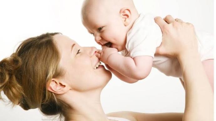 Komuta Tamamen Onlarda: Hamilelik Dönemini Yöneten Hormonlar ve İşlevleri!