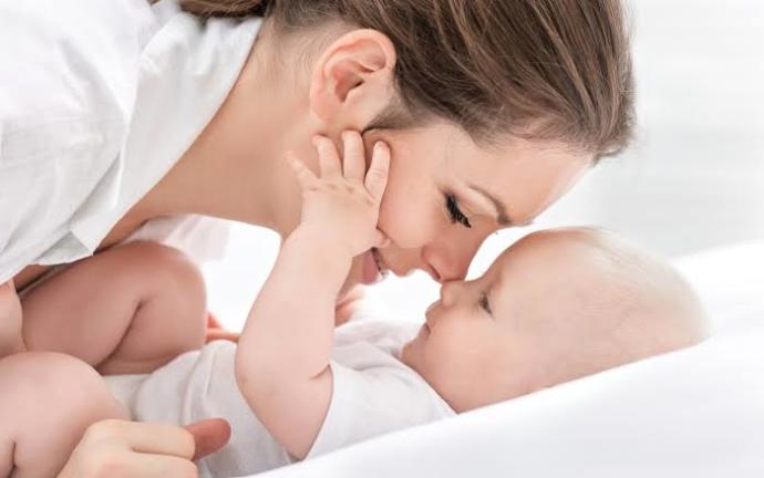 Komuta Tamamen Onlarda: Hamilelik Dönemini Yöneten Hormonlar ve İşlevleri!