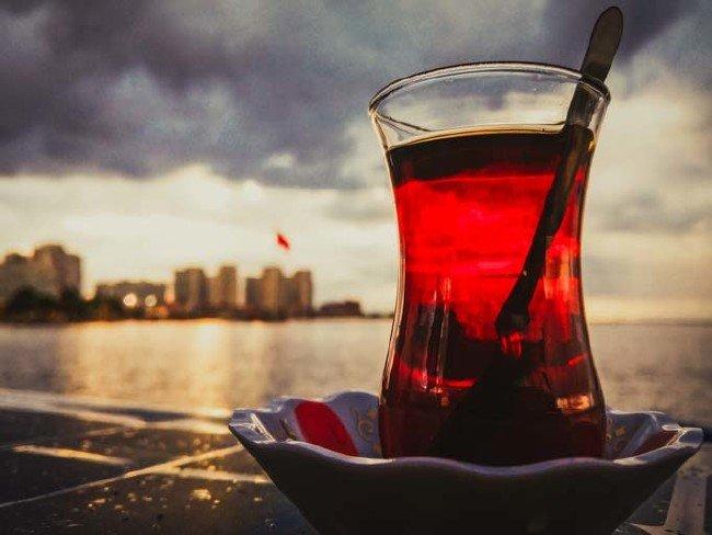 Konuşuyoruz: Öğrencilerin En Çok Tükettiği Ekonomi Dostu İçecekler