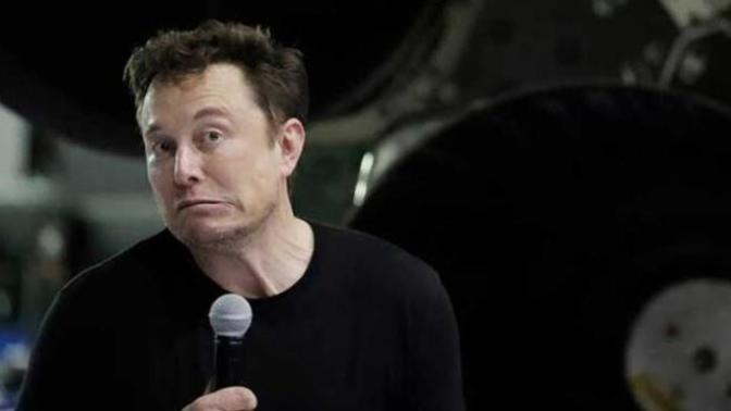 Elon Musk "Sizce Ben Deli miyim?"