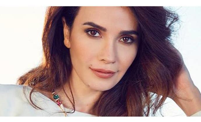 Kova burcu kadını Songül Öden
