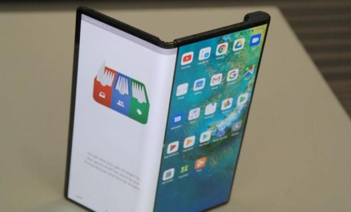 Katlanabilir Huawei Mate Xs