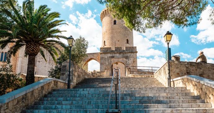 Katedralleri ve Plajlarıyla Ünlü İspanyol Şehri: Mallorca!