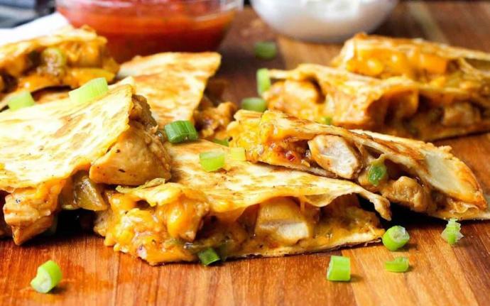 Meksika Mutfağından Tavuklu Quesadilla Nasıl Yapılır? 😍 🌟