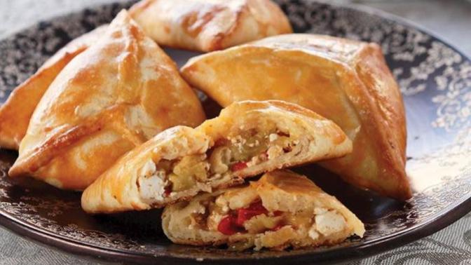Diğer Börekleri Bir Kenara Atın: Patlıcanlı Börek Tarifim Sizlerle🌟