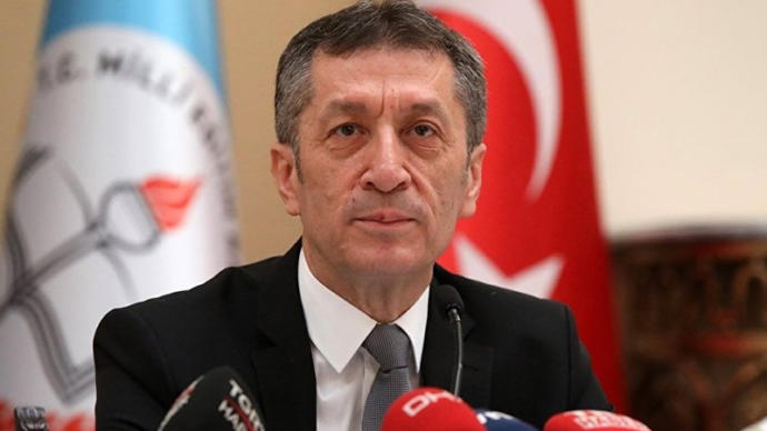 Milli Eğitim Bakanı Ziya Sel&ccedil;uk
