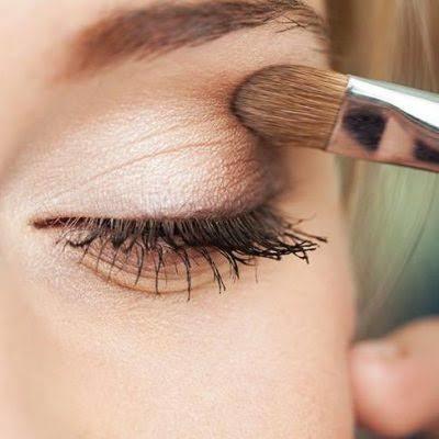 Corona Özel: Tıbbi Maskelerinize Çok Yakışacak Dumanlı Göz Makyajı!