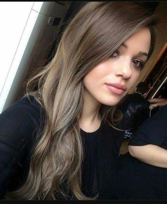 Saç Kırıklarından Yüzü Gülmeyenler İçin Öneriler!