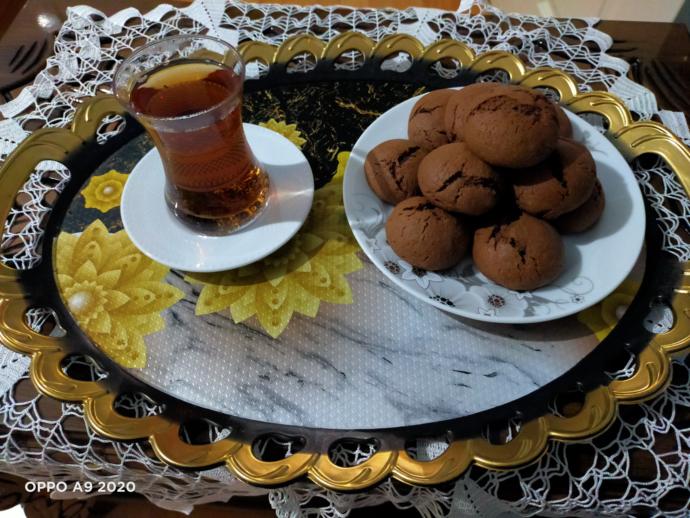 Çayların Yanına Damla Çikolatalı Kakaolu Enfes Kurabiye