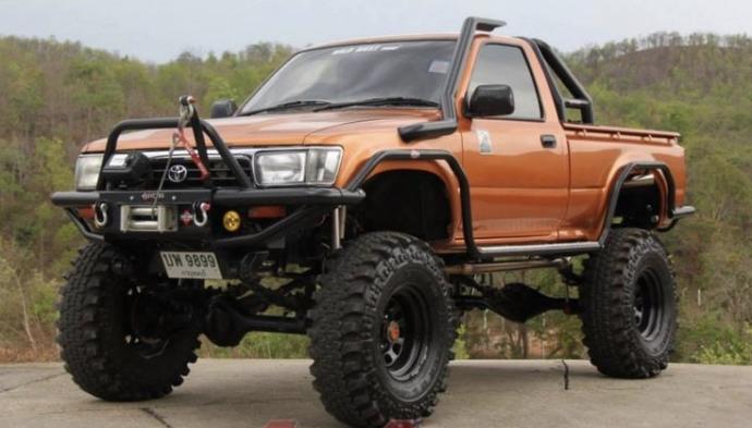 Birkaç Off-Road Aracı Yakından Tanımak İster misiniz?