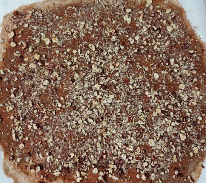 Doyurucu ve Lezzetli Bir Atıştırmalık: Tarçınlı, Fındıklı Çörek Tarifi!