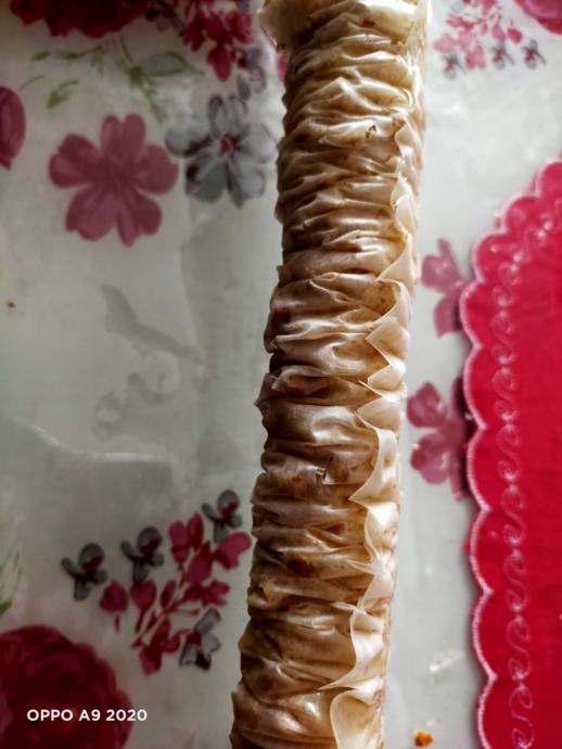 Ev Yapımını Aratmayacak Hazır Yufkadan Bükme Baklava