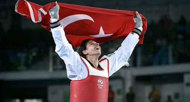 Kadınlar da Dövüş Sporunda Başarılı Olacak Kadar Güçlüdür!