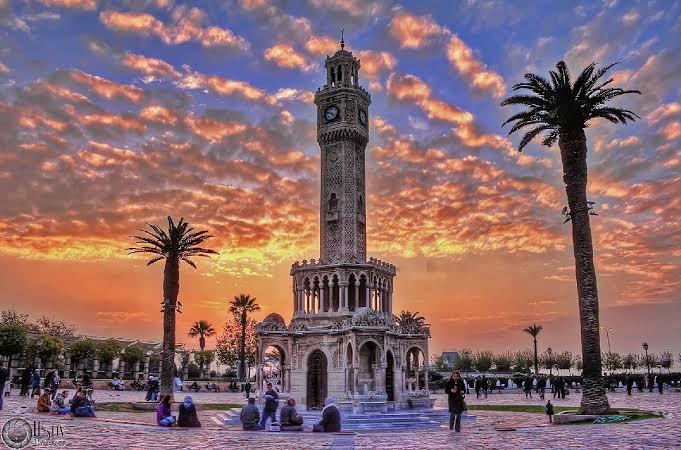 Mimari Yapılarıyla Zamana Kafa Tutan Saat Kuleleri!
