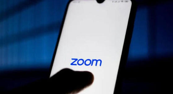 Zoom Uygulamasını Kullanıyorsan Dikkat!