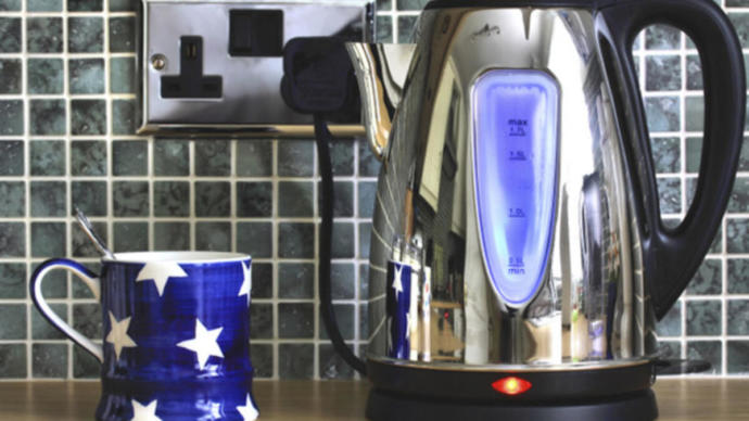 Kettle Nasıl Temizlenir ve Kireçten Arındırılır?