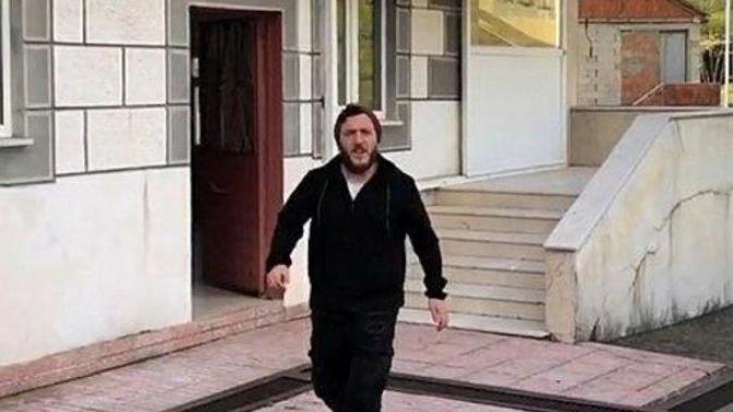 Rize'de Bir Vatandaşın Gizlice Camiye Girip Şiveli Şekilde Evlerinizde Kalın Çağrısı Yüzleri Güldürdü