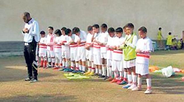 Futbol Tarihinin En İyi Müslüman Futbolcuları!