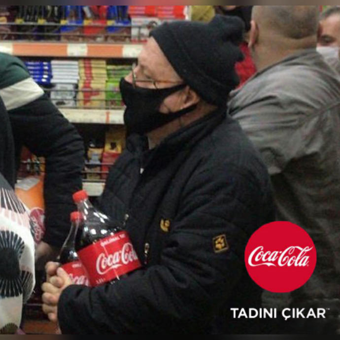 Türkiyenin Virüsten Daha Önemli Sorunları; Kola ve Luppo Kek! 10 Nisan Gecesi