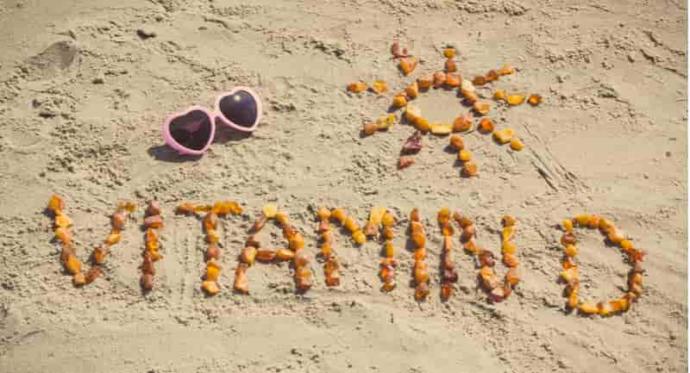 Evde Kalırken D Vitamininden Mahrum Kalma: İşte Evde Uygulamanız Gereken Sağlıklı Güneşlenme Rutini!