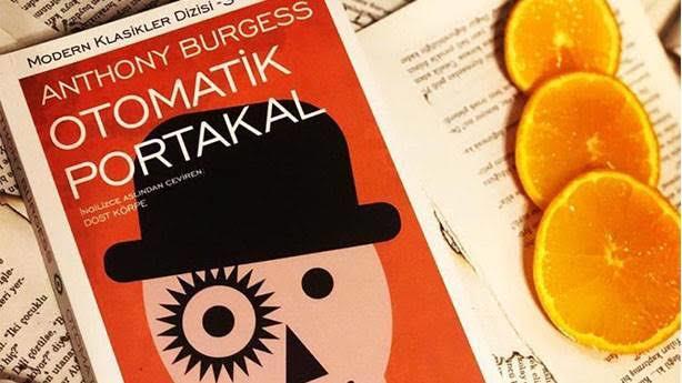 Hepimiz Dört Duvar İçinde Bir Distopya Yaşarken Sizi Kendisine Hayran Bırakacak Distopik Kitaplar!