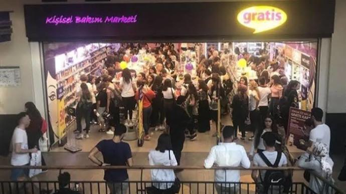 İnsanları Manipüle Etme Teknikleri!