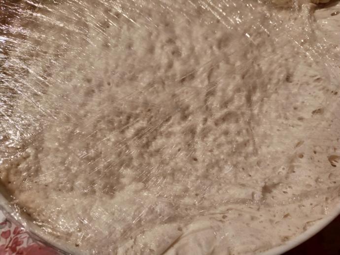 Kahvaltılarda Atıştırmalık Mayalı Poğaça Tarifi