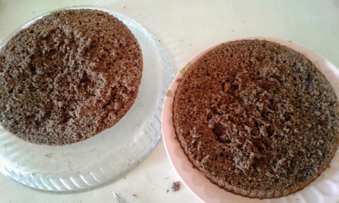 Kakaolu Ve Çikolata Soslu Yaş Pasta Tarifim Sizlerle 🎂🍰🎂🍰🎂