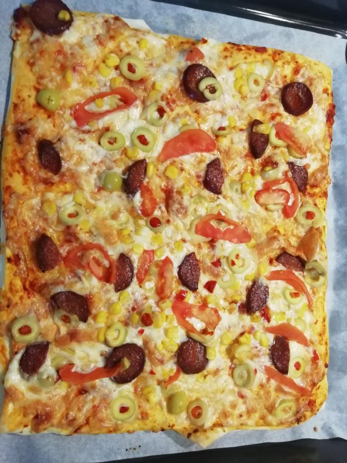 Şu sıralar her evde, Türk usulü pizza 🍕😋