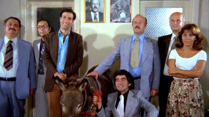 Evde Olmanın Tadını Çıkarın: Birbirinden Güzel Kemal Sunal Filmleriyle Gününüz Gülerek Geçsin!