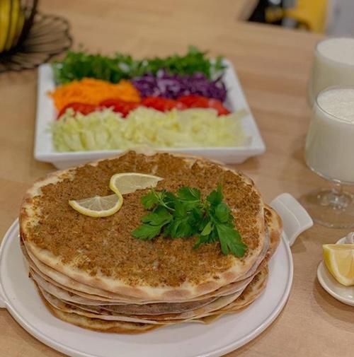 Lahmacun Severler Toplansın, Karşınızda Leziz mi Leziz Lahmacun Tarifim!