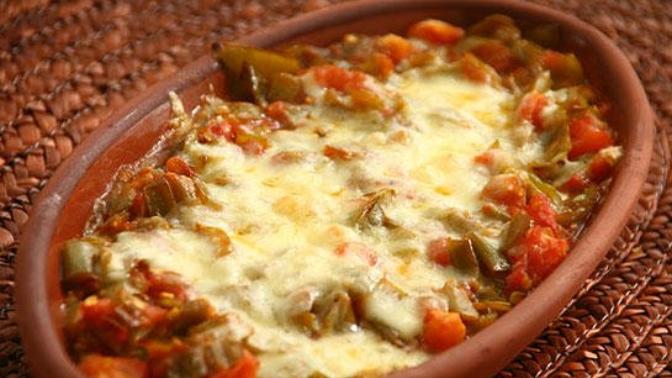 Ramazan Davetlerinin Başrolü; Ev Yapımı Dana Güveç Tarifi