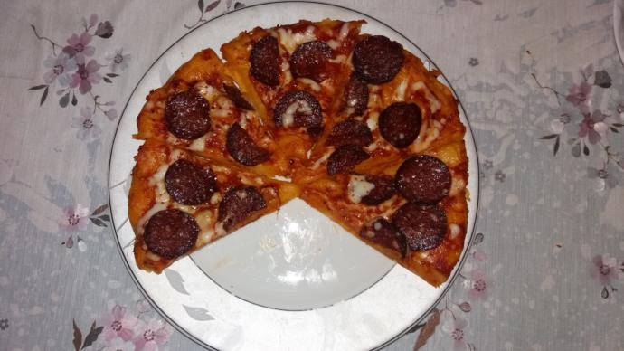 #EvdeKal ve Tavada Sucuklu Pizza Yap
