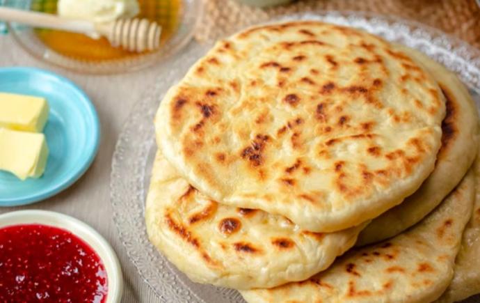 Sahurların Gözdesi Kahvaltılık Bazlama Nasıl Yapılır?
