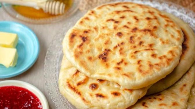 Sahurların Gözdesi Kahvaltılık Bazlama Nasıl Yapılır?