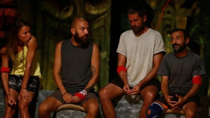 Survivor'da Ersin Korkut'un Yarışmaya Devam Edememesi Sonucunda Duygusal Anlar Yaşandı