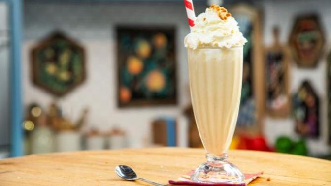 Sıcakları Atlatmanın En Tatlı Yolu: Muzlu Milkshake Nasıl Yapılır?