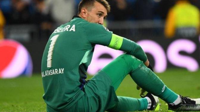 Fernando Muslera bugün oynanan Çaykur Rizespor - Galatasaray maçında sakatlanarak oyundan çıktı