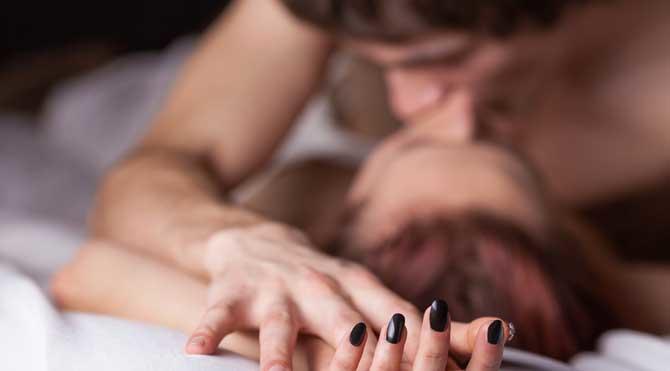 Cinselliği 10 Dakika Daha Tadını Ala Ala Yaşamak İstiyorsanız, İşte Uygulamanız Gereken Seksi Kurallar