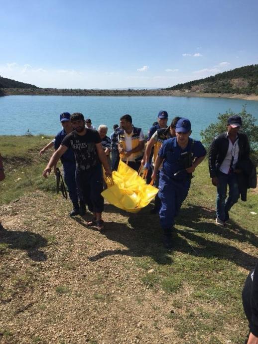 Dun Fotoğraf tutkunu kadın kanyonda suda boğuldu