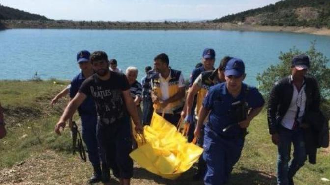 Dun Fotoğraf tutkunu kadın kanyonda suda boğuldu