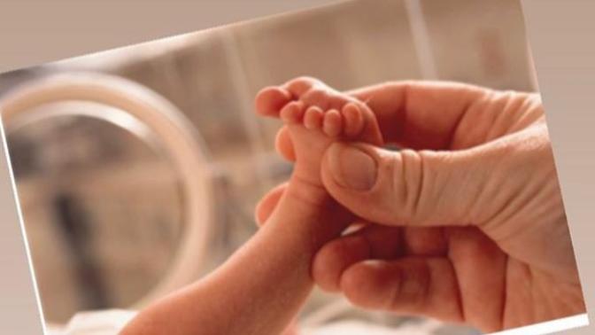 Benim İki Elim Var, Hayata Dört Elle Tutunabilmem İçin Senin Ellerine de İhtiyacım Var