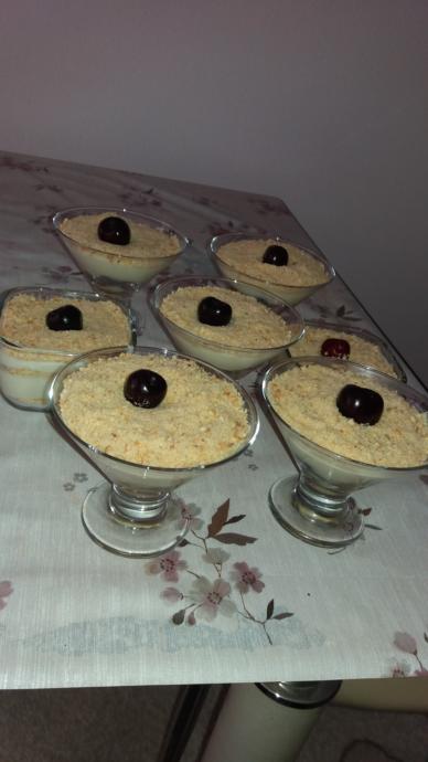 Kremasız Kirazlı Magnolia Tarifi