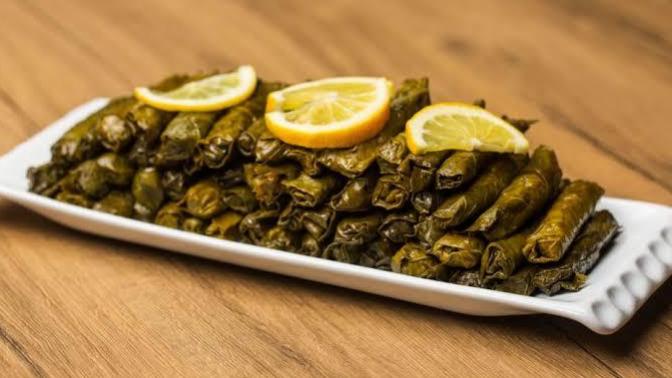 Türk Mutfağının Harika Lezzeti Yaprak Sarma Yapıyoruz!