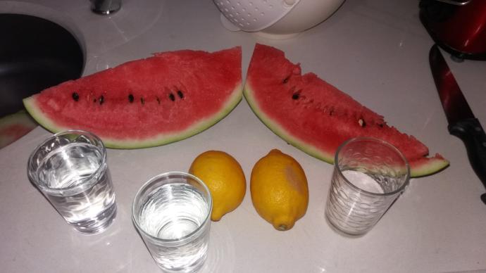 İçimizi ferahlatıyor! Karpuzlu limonata nasıl yapılır?